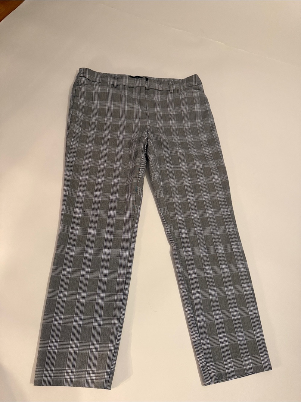 Plaid Ankle-Length Women's Pants in Gray